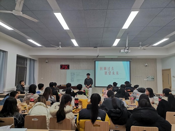 c22147028b774811b6db67e4668ba384.jpg 1.jpg