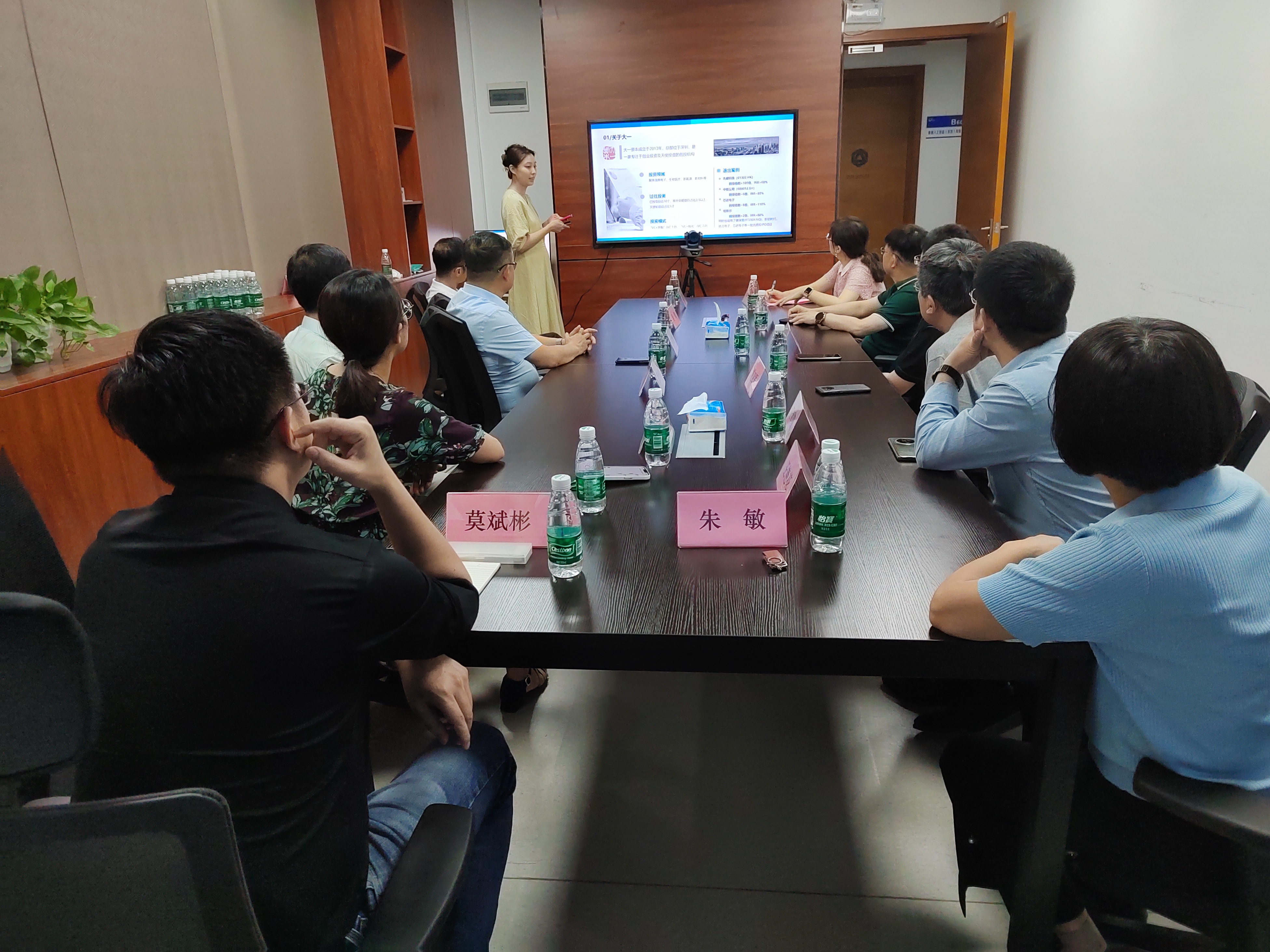 77ca7096e6b64cedafc95eb0a3320fd3.jpg 77ca7096e6b64cedafc95eb0a3320fd3.jpg